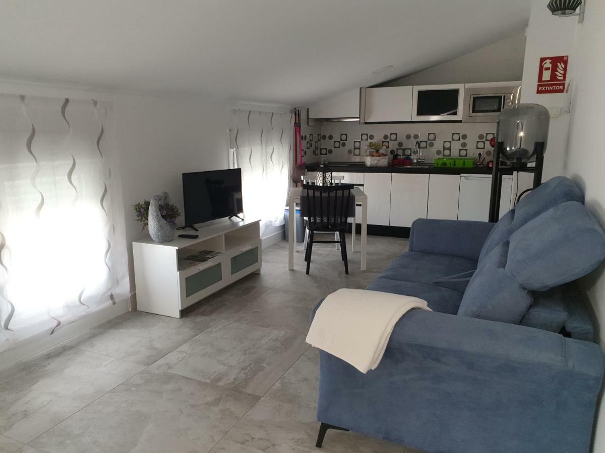 Apartamentos Hostal Cabanas Carboneras de Guadazaón Esterno foto